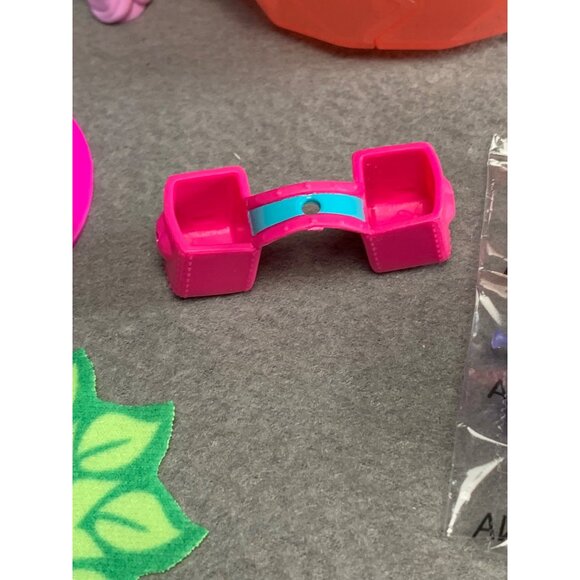 My Little Pony Lizzy Moonbow Unicorn Crystal Adventure Play Set - Picture 7 of 10